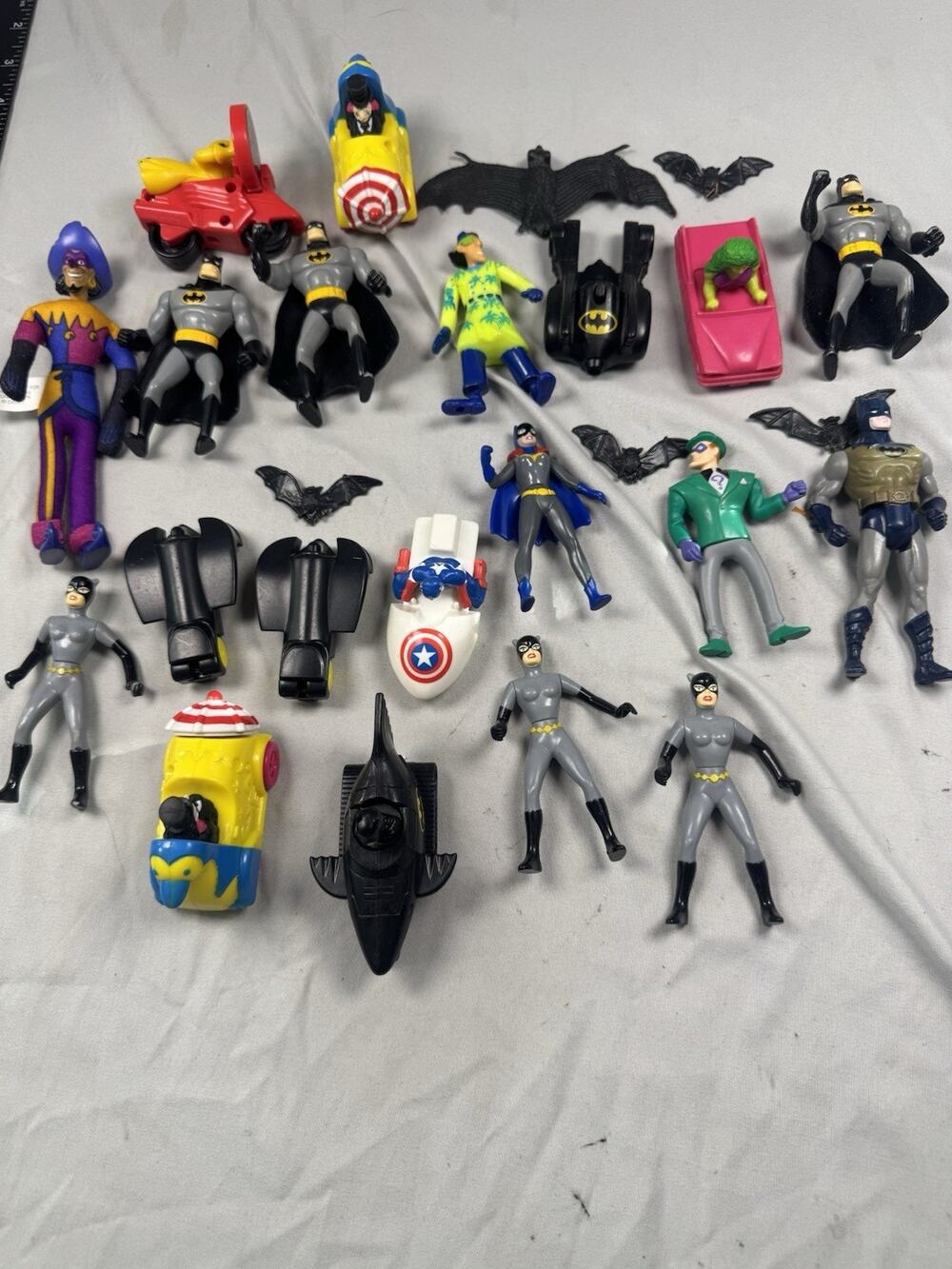 Batman DC Comics Figure Vehicle Toy Lot Catwoman Riddler Joker 22 Pc